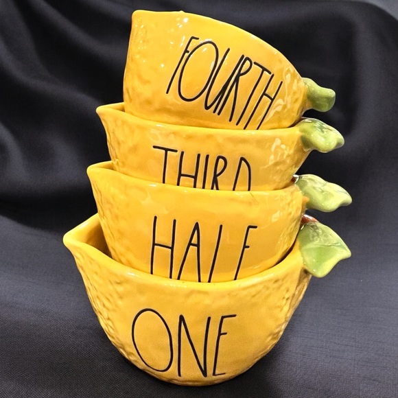 🍋 🍋 RAE DUNN LEMON MCs 🍋🍋 - Picture 1 of 1